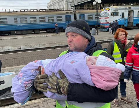 У пошуках безпеки: на Львівщині знайшли прихисток близько тисячі дітей зі східних областей