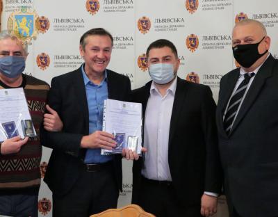 Юрій Холод відзначив найкращих працівників служби у справах дітей