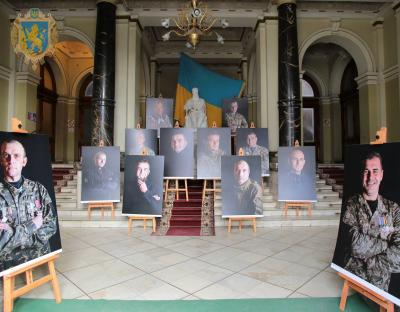 У Львівській ОДА презентували фотопроект  “Незламні кіборги”