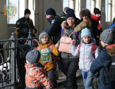 Міжнародні організації виплачуватимуть для переселенців допомогу у розмірі 2-3 тисячі гривень