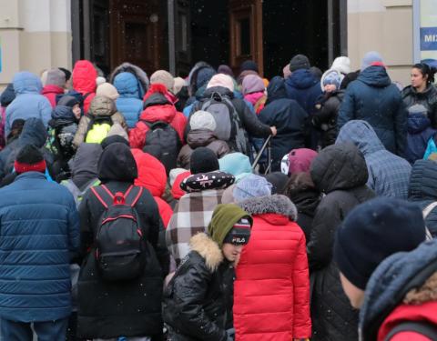 Від початку нападу росії на Україну Львівщина прийняла тисячі вимушено переміщених осіб