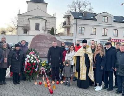 Запали свічку пам'яті: у Любліні делегація з Львівщини вшанувала пам’ять жертв Голодомору