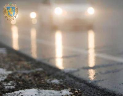 До уваги водіїв! Попередження про ускладнення погодних умов