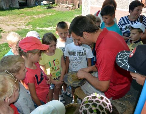 Туристичний маршрут «Святогірський» відвідали маленькі туристи з Бродівщини