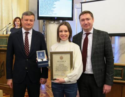 Максим Козицький відзначив подяками сестер Музичук за високі спортивні досягнення на світовій арені