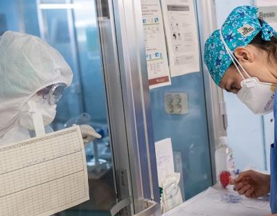 COVID-19: за останню добу по області госпіталізували 351 особу