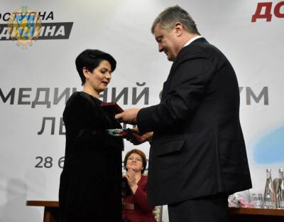 Президент України вручив медикам Львівщини Державні нагороди