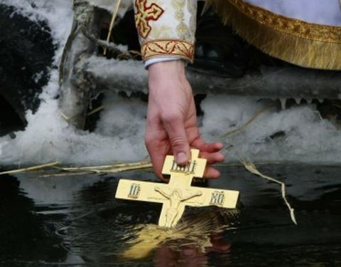 Мешканцям Львівщини нагадують про правила безпечного купання на Водохреща