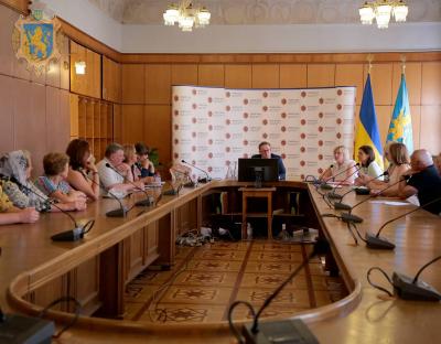 Маркіян Мальський зустрівся із родинами Героїв Небесної Сотні