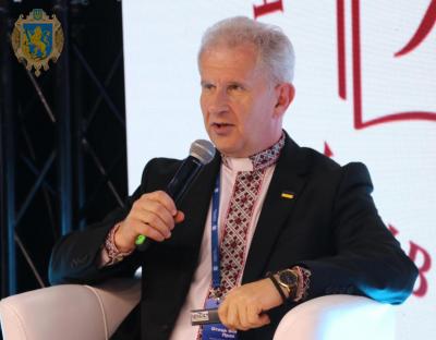 “В Українському католицькому університеті стараємось впроваджувати найвищі стандарти освіти”, - отець Богдан Прах