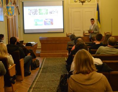 Представників молодіжних громадських організацій ознайомили із вимогами участі у конкурсі проектів